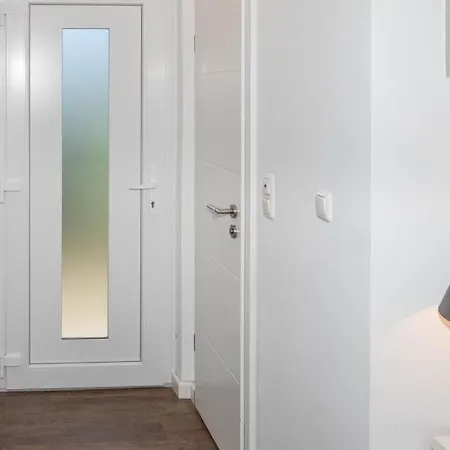 Pier 12, 5 Apartmán *